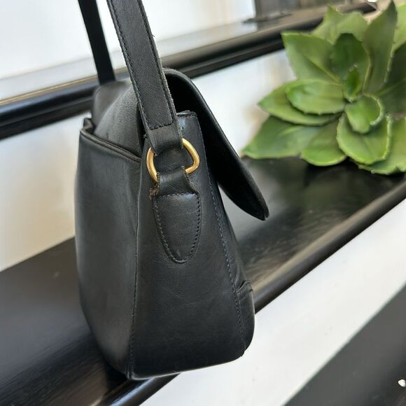 Vintage ETIENNE AIGNER genuine leather Crossbody, shoulder handbag purse - Picture 3 of 9